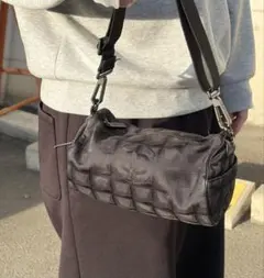 CHANEL ニュートラベルライン　バンドバッグ