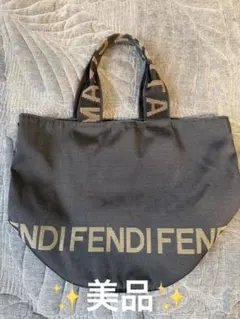 ✨美品✨FENDI トートバッグ ブラック ロゴハンドルのサムネイル