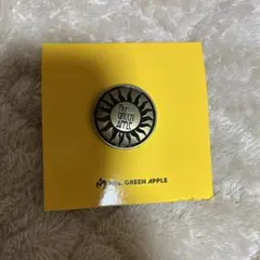 Mrs. GREEN APPLE BABELnoTOH 핀 배지