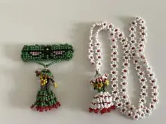 ビーズ細工 ネックレスとブローチ