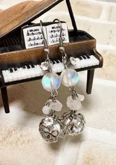 【香る揺れる】アロマピアス✧天然石ローズクォーツ/レインボームーンストーン