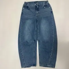 wheir カーブデニムパンツ Sサイズ