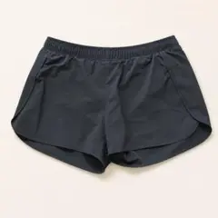 GU　ランニング　スポーツ　ショートパンツ　XLサイズ　レディースのサムネイル