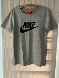 Nike グレー 半袖Tシャツ XS