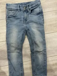 H&Mスリムフィットデニムパンツ 薄い青
