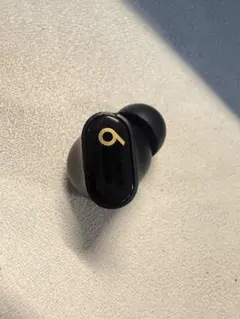 Beats Studio Buds+ Black/Gold左イヤホンのみのサムネイル