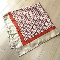 【美品】BURBERRY　バーバリー　スカーフ　ロゴ　アナグラム　レディースのサムネイル