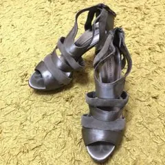 BCBGMAXAZRIA サンダル 23.5cmのサムネイル