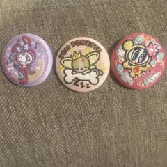 ナルミヤキャラクターズ　刺繍缶バッジビスケット