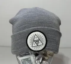 【HUF 】グレー ニット帽 アイコン付き