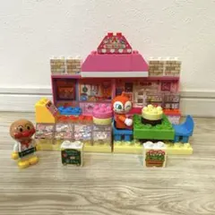 アンパンマン　ブロックラボ　わくわくケーキ屋さん