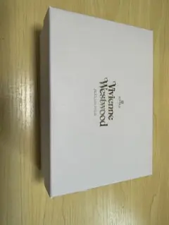 購入して2度程使用しました。最終写真にある通り、箱に一部凹みがあります。再値下済