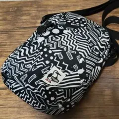 美品 CHUMS ショルダーバッグ 総柄 パッチワーク サコッシュ ポシェットのサムネイル