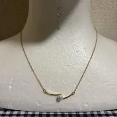 パールのゴールドステンレスネックレスのサムネイル
