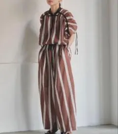 美品　TODAYFUL ストライプ ギャザー コンビネゾンのサムネイル