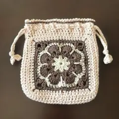 かぎ針編み　巾着　ポーチ　ハンドメイド