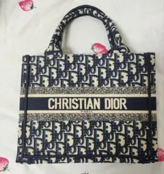 Item thumbnail for item 2dacf339-28cc-4648-8b0c-5e92be040a20