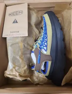 【新品】完売カラー KEEN ユニーク WK 26.0㎝ 17,600円