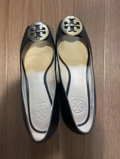 トリーバーチ　ネイビー　5㎝ヒールパンプス　サイズ7(23.5-24) トリーバーチ ネイビー 5㎝ヒールパンプス サイズ7(23.5-24) - メルカリ