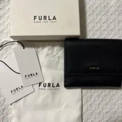 FURLA フルラ ブラック 二つ折り財布