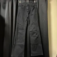 UNIQLO ブラック フレアデニムパンツ　size25