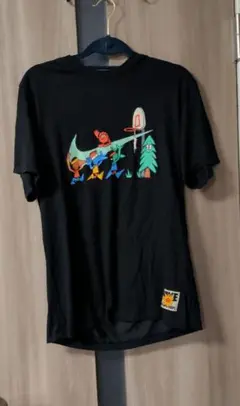 NIKE Tシャツ 黒 グラフィック
