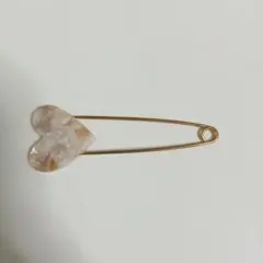 ハート型マーブルブローチ