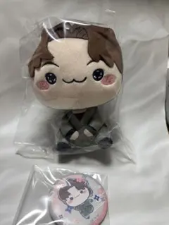 忍たま乱太郎 フリューくじ もちぴこぬいぐるみ＆缶バッチ