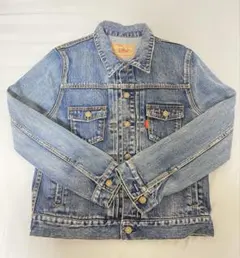 Item thumbnail for item 6e5ba0f1-3fab-436c-b700-a9ce87df5759