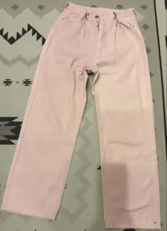 ピンク ストレートデニムパンツ