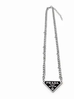PRADA トライアングル ネックレス ノベルティ f3
