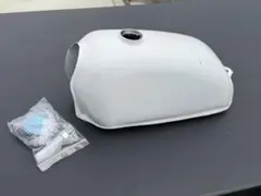 エイプ 新品 社外タンクのサムネイル