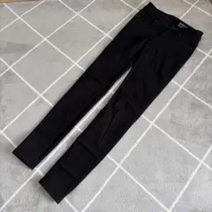【美品】UNIQLO 【22】ブラック スキニーパンツ ストレッチ 美脚 細見えのサムネイル