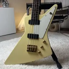 Epiphone Explorer Bass エクスプローラーベースのサムネイル