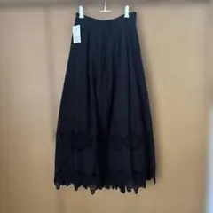 新品 タグ付 コットンロングフレアスカート ブラックのサムネイル
