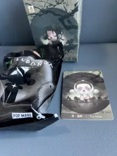 ポップマート　SKULLPANDA The Ink Plum Blossom