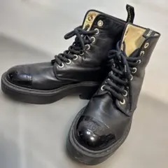 CHANEL シャネル　ココマーク　ブーツ　パール　ブラック　レザーのサムネイル