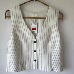 【未使用品】H&M ストライプ柄 ベスト ジレ ホワイトのサムネイル