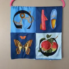 GUCCI／グッチ 【ビンテージ】 シルクスカーフ カラフルデザイン 蝶 魚