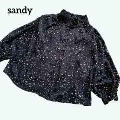sandy サンディー 総柄 ブラウス シャツ フリルカラー 黒 ボリューム袖のサムネイル