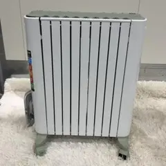 美品 デロンギ オイルヒーター RHJ45M1115-LG アミカルド - メルカリ