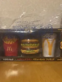 マクドナルドとエヴァンゲリオンのコラボフィギュアセット