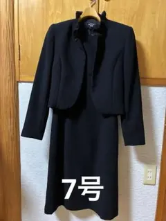 7号ブラックワンピーススーツ（ジャケット付き）
