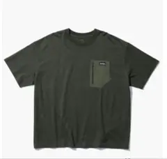Wild Thingsファスナーポケット付き Tシャツ カーキ