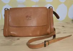 再値下げしました！IL BISONTE　レザーショルダーバッグ 筒型