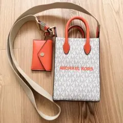 MICHAEL KORS スマホショルダーバッグ ミニトートのサムネイル