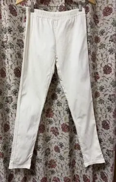 Item thumbnail for item 9d4e7b74-6797-4a35-a28a-1135d23923b5