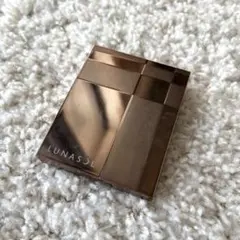 Item thumbnail for item 84c26a6d-4366-44fb-899d-e4e0bea04f26