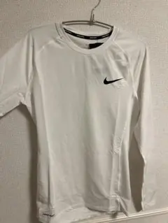 NIKE ロングTシャツ　インナーシャツのサムネイル