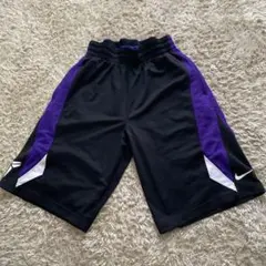 Item thumbnail for item 9b720479-cf72-4e9d-9d27-dba5c3bd6a40